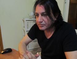 Devrim çocuklarını yer mi aksu? Devrim çocuklarını yer mi aksu?